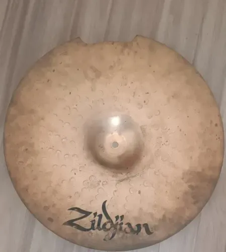 Prato Ride de 20 Bronze - Zildjian Zbt plus