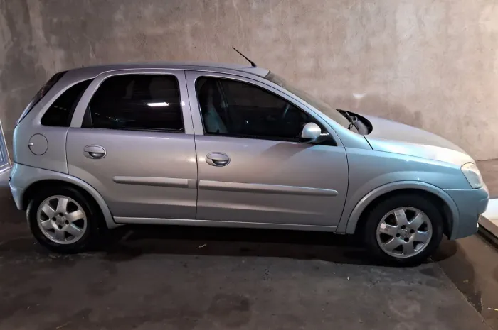 Chevrolet Corsa Hat. Premium 1.4 8V Econoflex 5P 2008