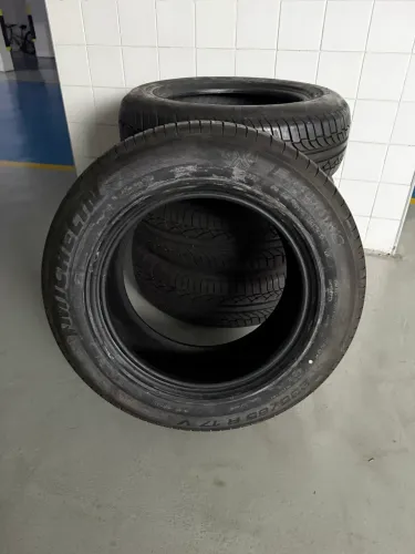 Pneus aro 17 265/65 R17