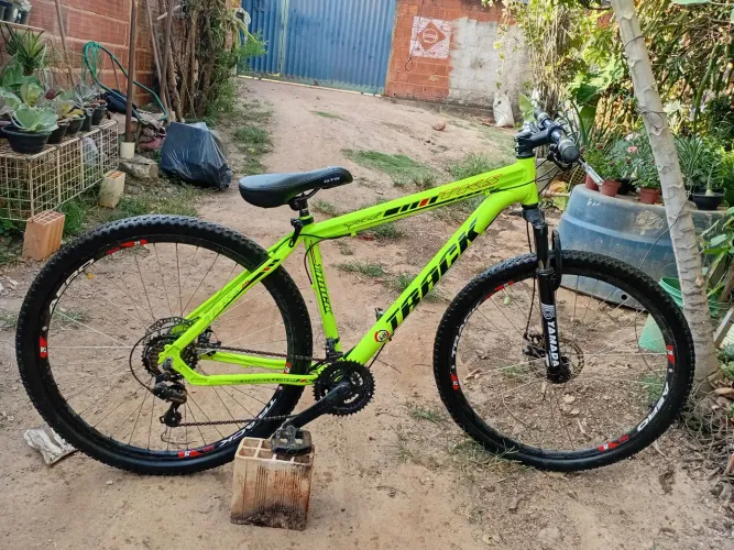 Bicicleta TRACK Aro 29