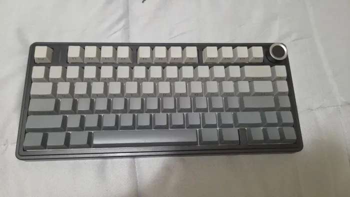 Teclado Gamer Mecânico AULA F75