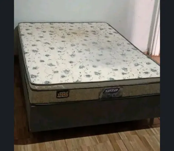 Cama de casal nova