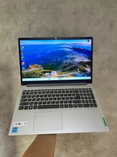 NOTEBOOK LENOVO I3, 8 GB RAM, 512 GB SSD M2