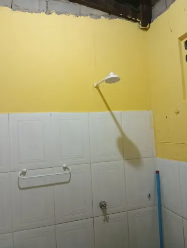 Vendo ou troco casa de alvenaria