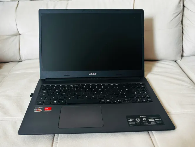 Notebook Acer Ryzen 3 8GB 1TB Tela 15,6" Windows 10 Aspire 3