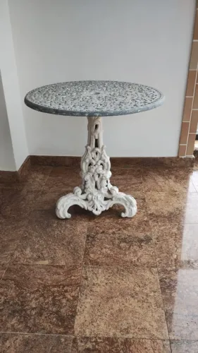 Mesa de Jardim em Alumínio Fundido