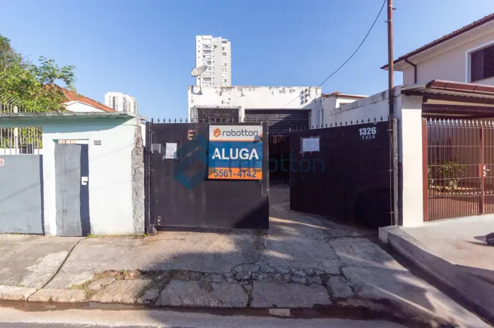 GALPÃO COM 2 VAGAS DE GARAGEM NA CHÁCARA SANTO ANTÔNIO!!