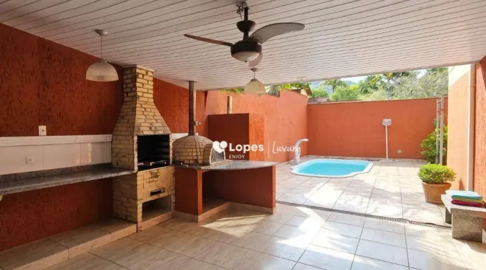 Casa com 6 quartos à venda, 518 m² por R$ 2.300.000 - Frade (Cunhambebe) - Angra dos Reis/
