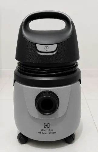 Aspirador Electrolux A10 Smart 1400W - Pó e Água