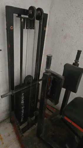 Máquina adultora e abdutora. 600 reais 