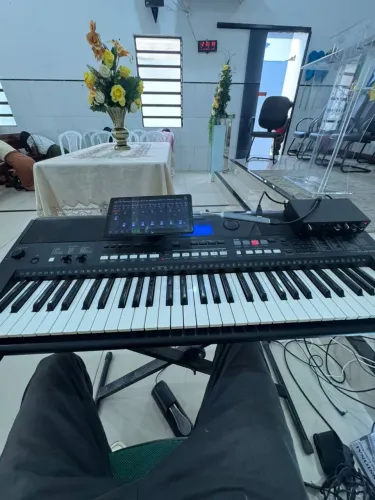 Teclado Yamaha 