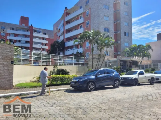 Apartamento para alugar com 2 quartos e 80 m² no bairro Dom Bosco, em Itajaí.