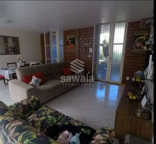 Casa à venda com 354,00m² e 5 quartos em Centro, São Pedro da Aldeia - RJ