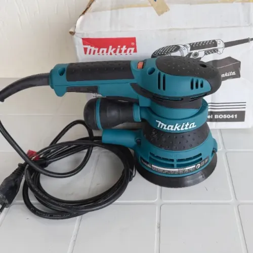 NOVO - Lixadeira Roto Orbital Makita BO5041 300W 125 mm Profissional Pintor Marceneiro NF 