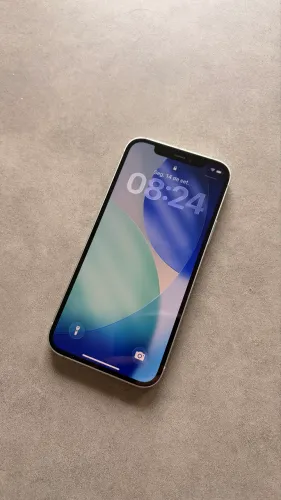 iPhone 12 - 64GB