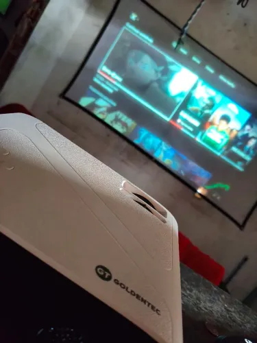 Projetor de imagens Goldentec 