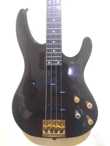 contra baixo Charvel CSB-075 Japan ativo, San Dimas, TOP!!!