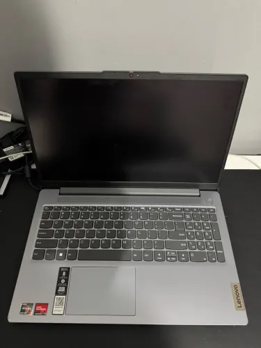 ? Notebook Lenovo IdeaPad Slim 3 Touchscreen - Ryzen 7 | 16GB RAM | SSD 512GB