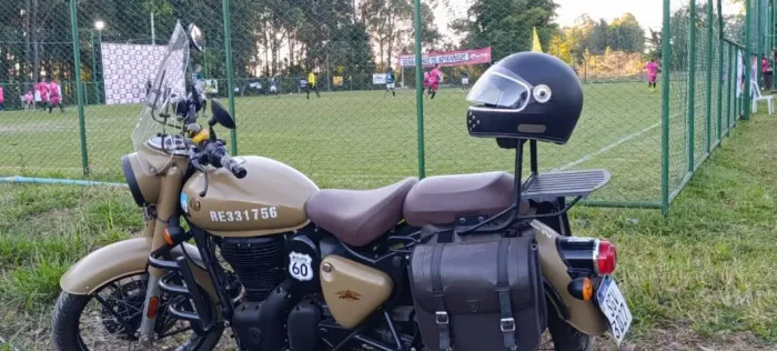 Royal Enfield Classic 350 Signals 2023 | 14.460 km | Completa