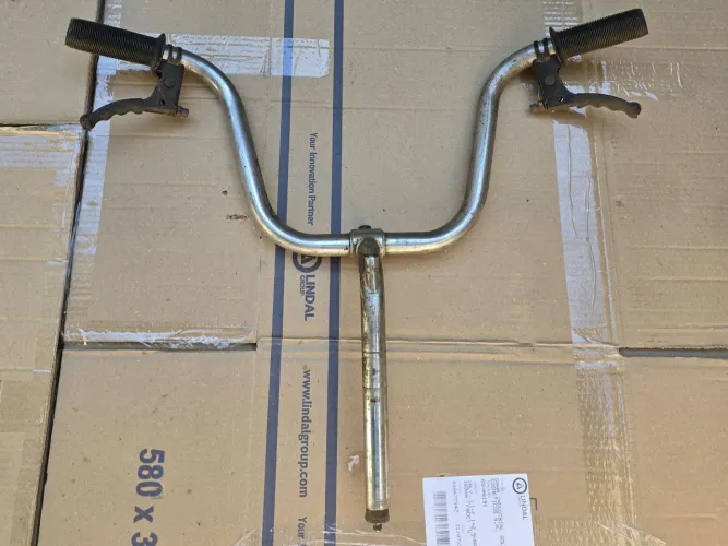Guidão Monareta com suporte manete parafuso