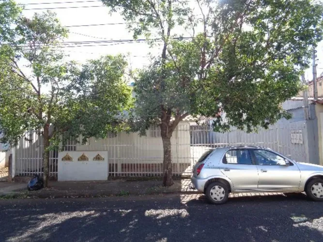 Casa comercial para locação bairro Nossa Senhora Aparecida