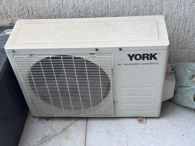 Condensadora Ar Condicionado YORK