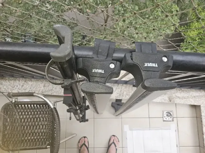 Rack de teto e suporte de bike Thule