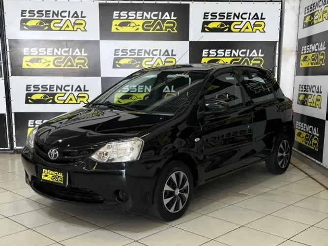 Toyota Etios X 1.3 Flex 16V 5P Mec. 2014