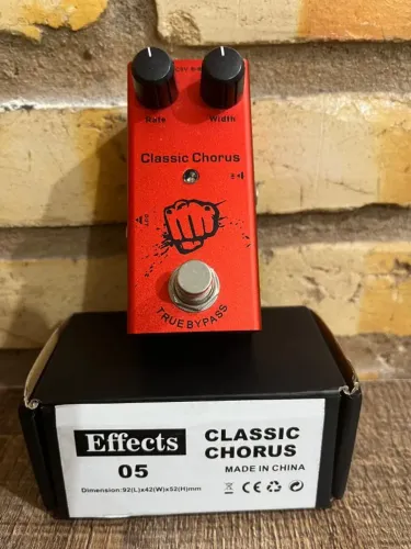 Pedal de efeito CHORUS
