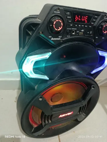 caixa de som amvox 550 watts top
