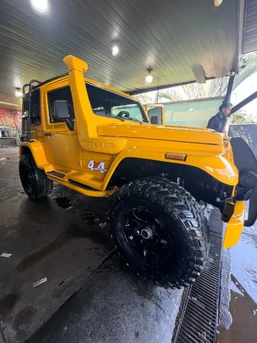 Troller T-4 4X4 2.8 TB Int. Cap. Rígida Diesel 2004