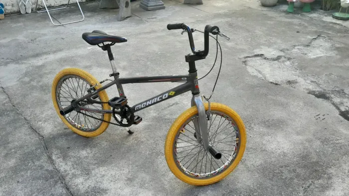 Bicicleta BMX