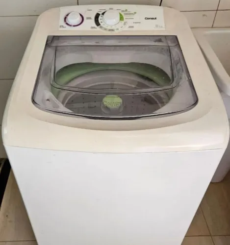 Máquina de lavar perfeita,linda, funciona tudo com garantia 