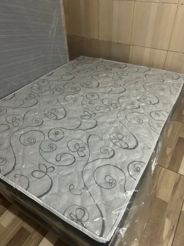 CAMA CASAL BAÚ + COLCHÃO ESPUMA D33 (NOVO NA EMBALAGEM)