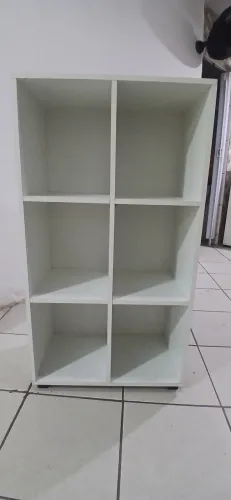 estante colmeia para armazenar roupas,