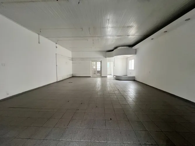 Prédio comercial e residencial à venda no centro de Pelotas - 275 m², estrutura completa e