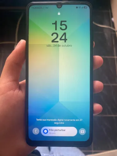 Samsung Galaxy A06 5G 128GB Azul Seminovo - Apenas 2 Meses de Uso + Caixa e Acessórios!