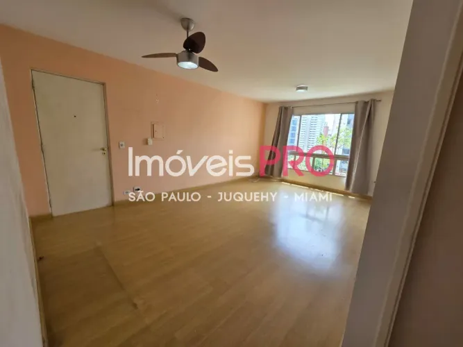Apartamento 1 dormitório e 1 vaga de garagem.