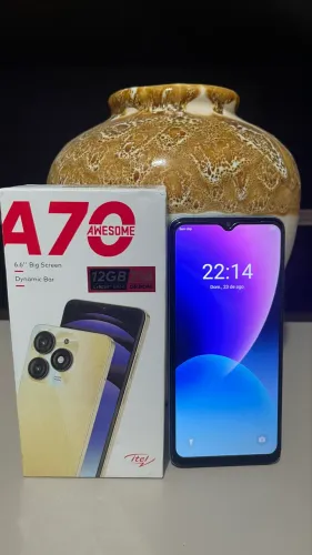 Celular Intel A70