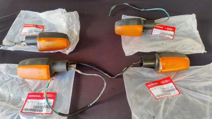 Setas CB300, Titan, XRE, Falcon,e outras 