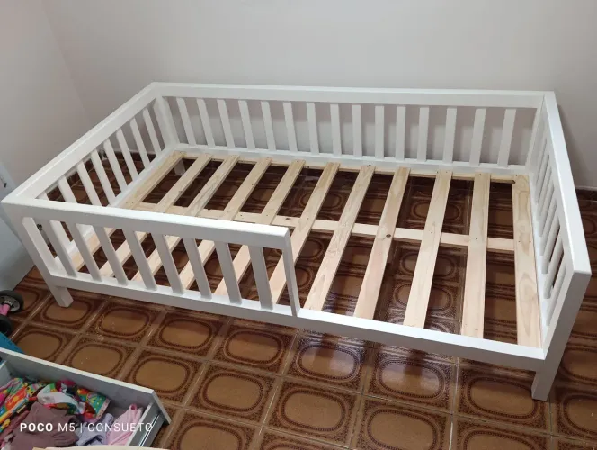 Cama montessoriana