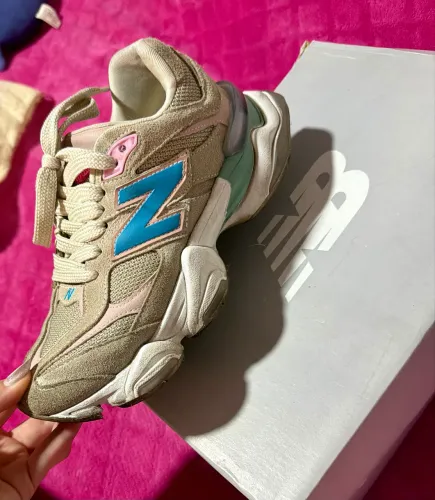 Tênis NB 9060