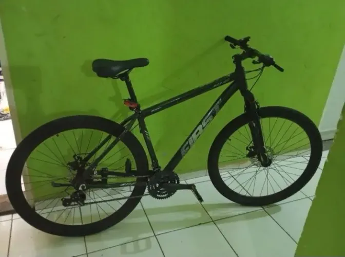 Bicicleta First aro 29 