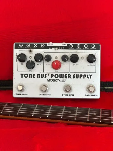 Pedaleira Tone Bus - Drive, compressor e fonte
