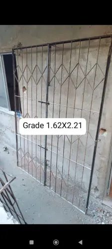 Grade de Ferro, Porta 500,00, Janela 150,00 cada e basculante 70,00