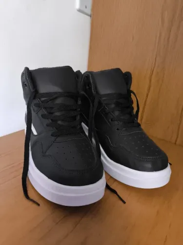 Tênis feminino