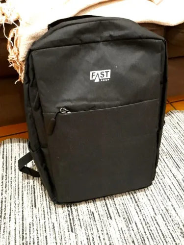 Mochila nova ( leia a descrição)
