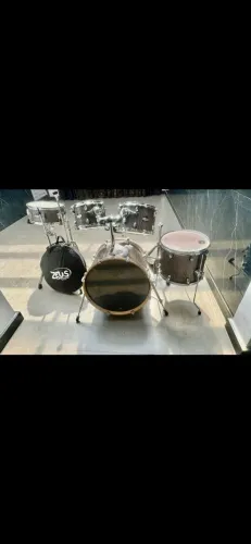 Bateria, zeus