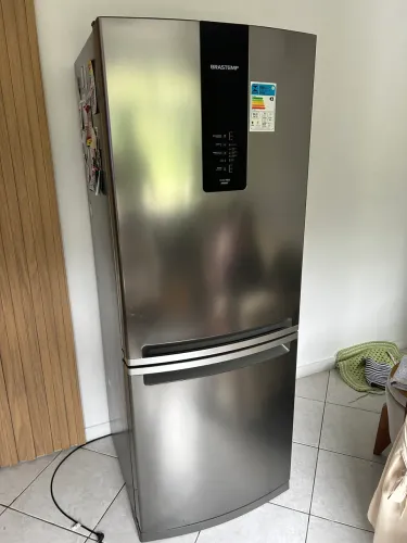 Geladeira bre57fe frost free inverse 447 litros brastemp