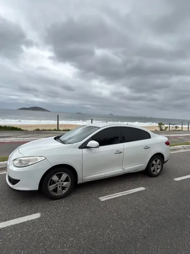 Renault Fluence Sed. Dynamique 2.0 16V Flex Aut. 2013
